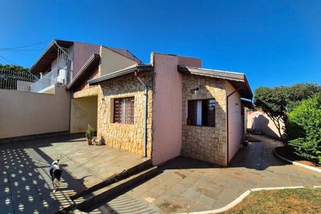 Casa à venda com 200m², 5 quartos e 5 vagasFrente do Imóvel 