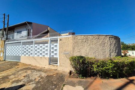Casa à venda com 200m², 5 quartos e 5 vagasFachada do Prédio