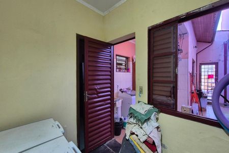 Casa à venda com 200m², 5 quartos e 5 vagasQuarto de Serviço 