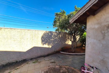 Casa à venda com 200m², 5 quartos e 5 vagasVista da Suíte 