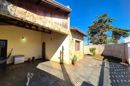 Casa à venda com 200m², 5 quartos e 5 vagasFachada do Prédio