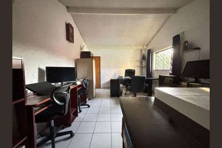 Casa à venda com 4 quartos, 209m² em Jardim Santa Mena, Guarulhos
