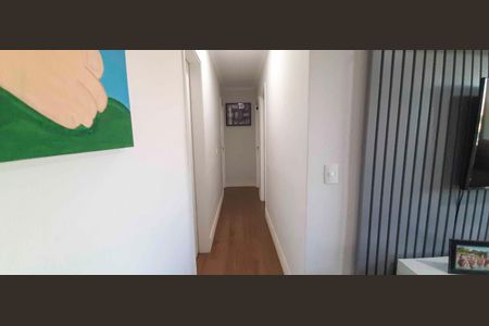 Apartamento à venda com 95m², 3 quartos e 2 vagas Apartamento à venda com 95m², 3 quartos e 2 vagasCorredor