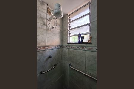 Apartamento à venda com 52m², 2 quartos e 1 vaga Apartamento à venda com 52m², 2 quartos e 1 vagaBanheiro