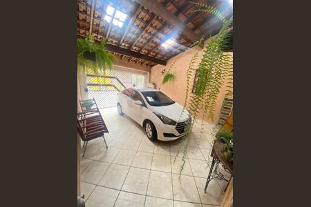Casa à venda com 117m², 3 quartos e 2 vagas