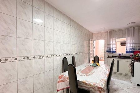 Casa à venda com 144m², 3 quartos e 1 vaga