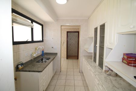 Apartamento para alugar com 100m², 3 quartos e 2 vagasCozinha