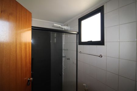 Apartamento para alugar com 100m², 3 quartos e 2 vagasBanheiro 1