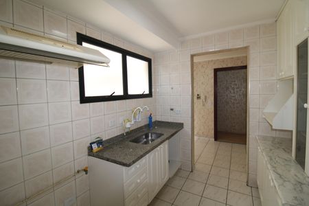 Apartamento para alugar com 100m², 3 quartos e 2 vagasCozinha