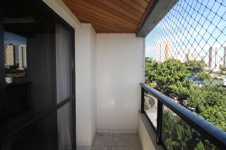 Apartamento para alugar com 100m², 3 quartos e 2 vagasVaranda