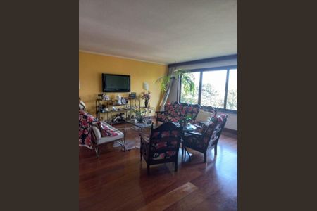 Casa à venda com 3 quartos, 1849m² em Eldorado, Diadema
