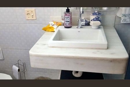 Apartamento à venda com 72m², 2 quartos e 1 vaga