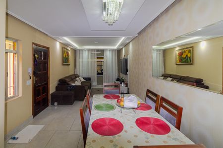 Sala de casa à venda com 3 quartos, 130m² em Jardim Vila Formosa, São Paulo