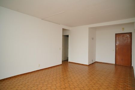 Apartamento para alugar com 109m², 2 quartos e 1 vaga Apartamento para alugar com 109m², 2 quartos e 1 vagaSala