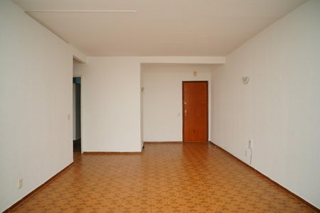 Sala de apartamento para alugar com 2 quartos, 109m² em Zacarias, Maricá