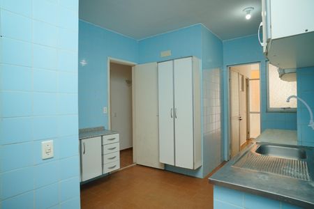 Apartamento para alugar com 109m², 2 quartos e 1 vaga Apartamento para alugar com 109m², 2 quartos e 1 vagaCozinha