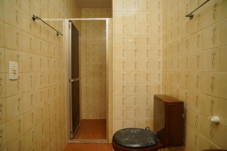Apartamento para alugar com 109m², 2 quartos e 1 vaga Apartamento para alugar com 109m², 2 quartos e 1 vagaBanheiro