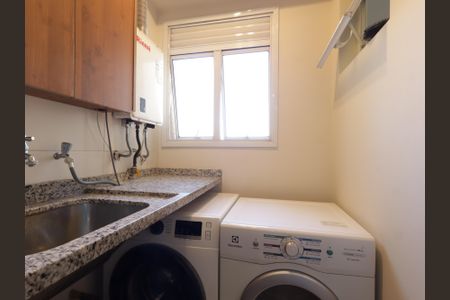 Apartamento à venda com 70m², 2 quartos e 1 vagaÁrea de Serviço