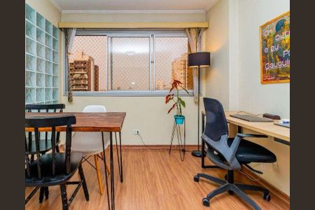 Apartamento à venda com 40m², 1 quarto e 1 vaga