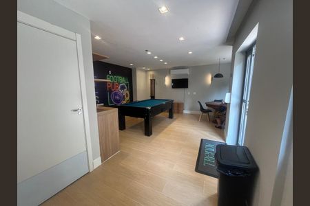 Apartamento para alugar com 37m², 2 quartos e sem vaga
