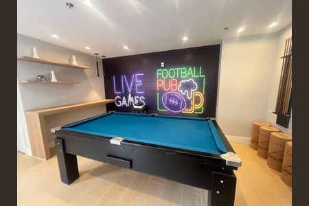 Apartamento para alugar com 37m², 2 quartos e sem vaga