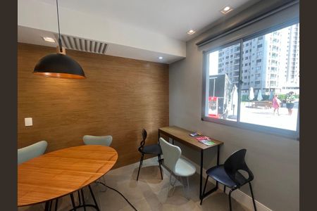 Apartamento para alugar com 37m², 2 quartos e sem vaga