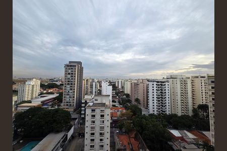 Apartamento à venda com 198m², 3 quartos e 3 vagas Apartamento à venda com 198m², 3 quartos e 3 vagasVaranda