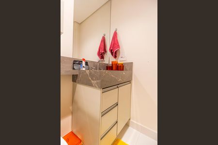 Apartamento à venda com 70m², 2 quartos e 2 vagasBanheiro da Suíte