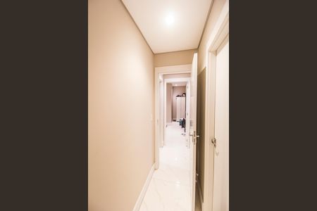 Apartamento à venda com 70m², 2 quartos e 2 vagasCorredor