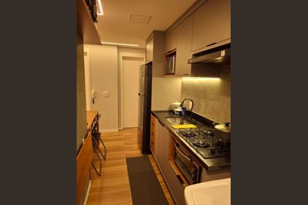 Apartamento à venda com 2 quartos, 40m² em Vila das Bandeiras, Guarulhos