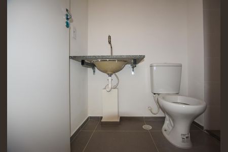 Apartamento para alugar com 28m², 1 quarto e sem vagaBANHEIRO