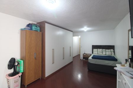 Casa à venda com 110m², 3 quartos e 1 vagaSuíte