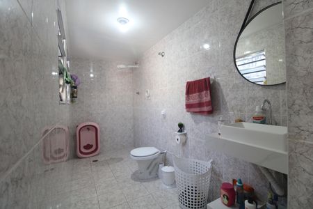 Casa à venda com 110m², 3 quartos e 1 vagaBanheiro da suíte