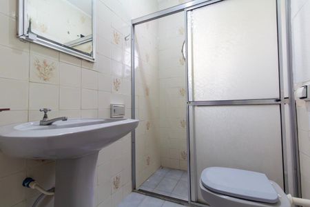Banheiro de casa para alugar com 1 quarto, 40m² em Vila Paranagua, São Paulo