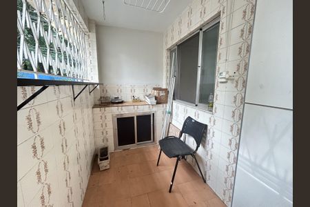 Apartamento para alugar com 70m², 2 quartos e 1 vagaVaranda