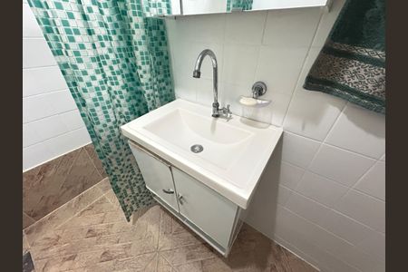 Apartamento para alugar com 70m², 2 quartos e 1 vagaBanheiro