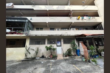 Apartamento para alugar com 70m², 2 quartos e 1 vagaFachada + placa