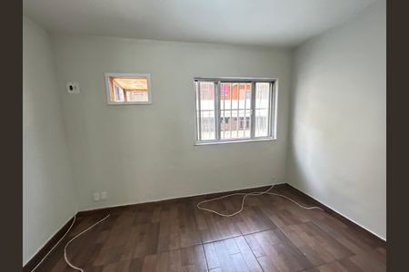 Apartamento para alugar com 70m², 2 quartos e 1 vagaSala
