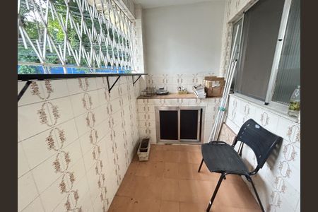 Apartamento para alugar com 70m², 2 quartos e 1 vagaVaranda