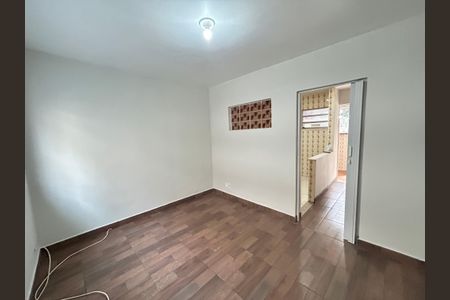 Sala de apartamento para alugar com 2 quartos, 70m² em Marechal Hermes, Rio de Janeiro
