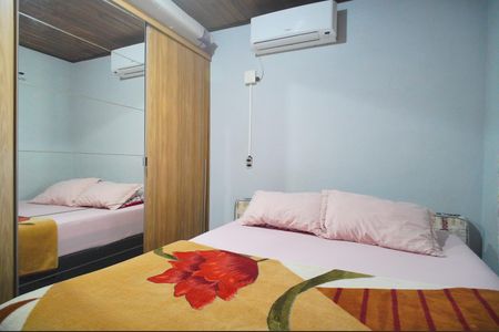 Casa à venda com 50m², 1 quarto e 1 vagaQuarto 