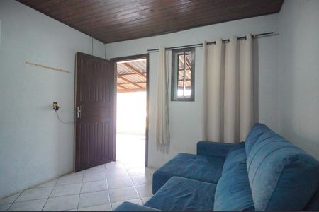 Casa à venda com 50m², 1 quarto e 1 vagaSala