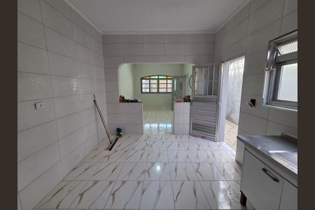 Cozinha de casa para alugar com 3 quartos, 170m² em Real, Praia Grande