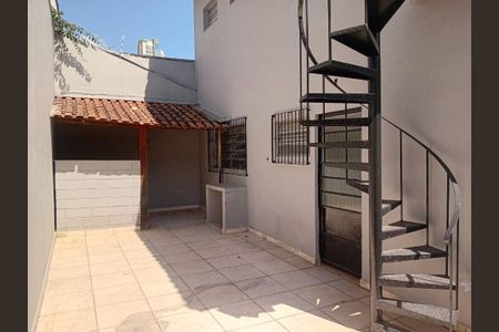 Casa à venda com 250m², 4 quartos e 2 vagas