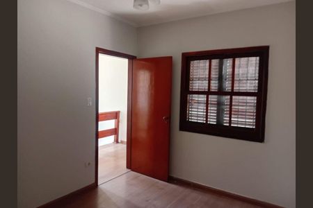 Casa à venda com 4 quartos, 250m² em Jardim Maria Helena, Guarulhos