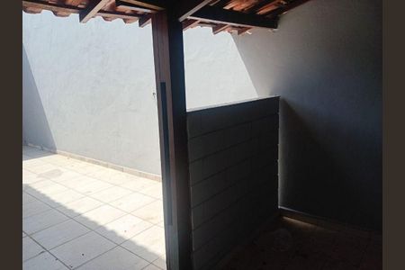 Casa à venda com 250m², 4 quartos e 2 vagas