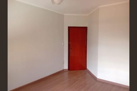 Casa à venda com 4 quartos, 250m² em Jardim Maria Helena, Guarulhos