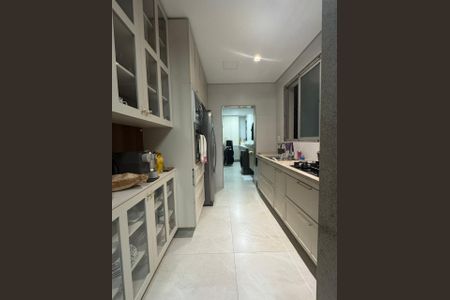 Apartamento para alugar com 105m², 3 quartos e 2 vagasCozinha