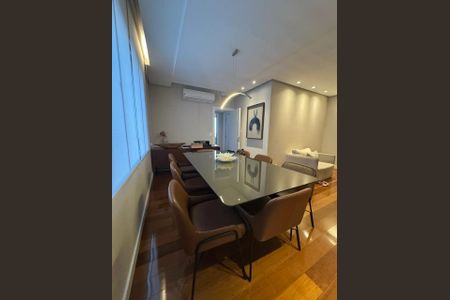 Apartamento para alugar com 105m², 3 quartos e 2 vagasSala