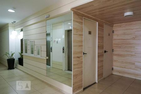 Apartamento à venda com 70m², 3 quartos e 1 vaga Apartamento à venda com 70m², 3 quartos e 1 vagaHall Social